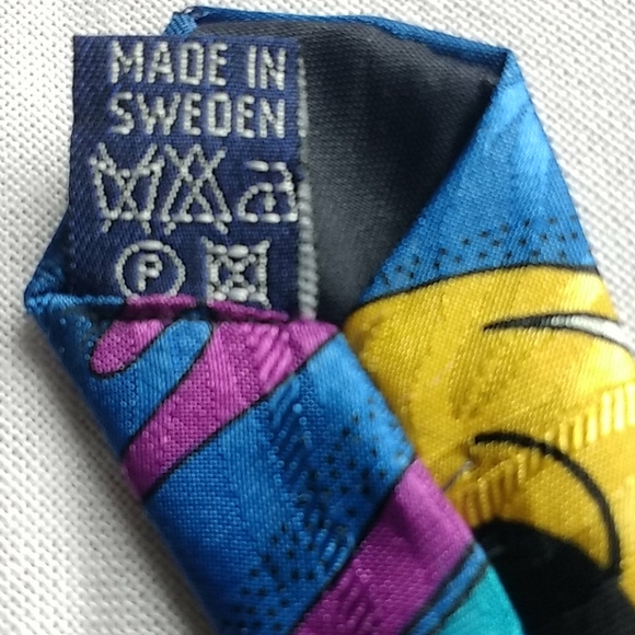 Disney (Sweden) Mickey tie 👔 5/$40 - Picture 3 of 4